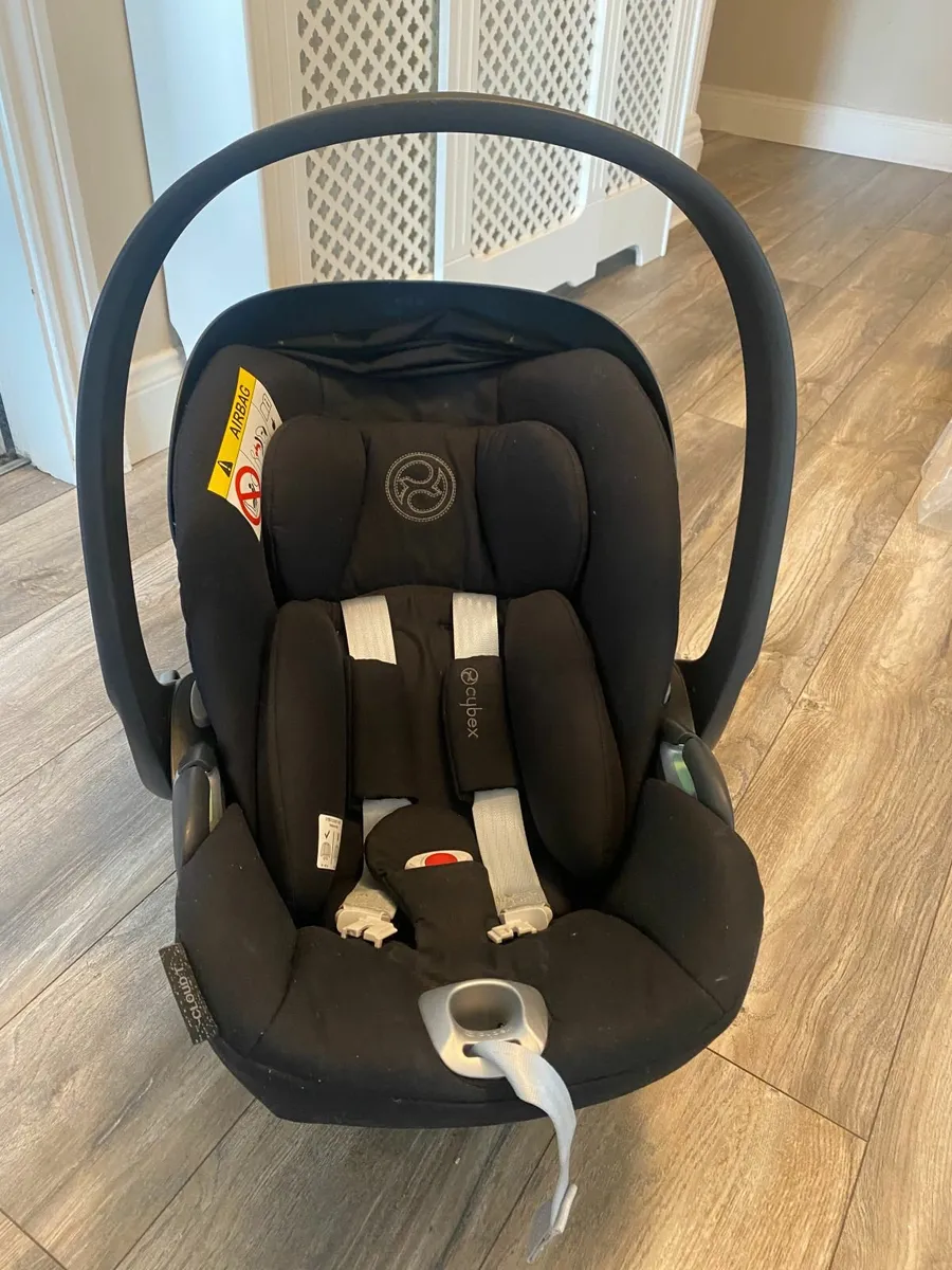 Cybex Cloud Z2 Base, Seat & Raincover - Image 1