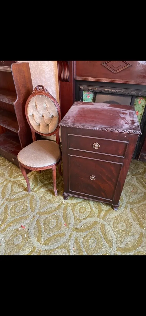 Furniture set - Image 4