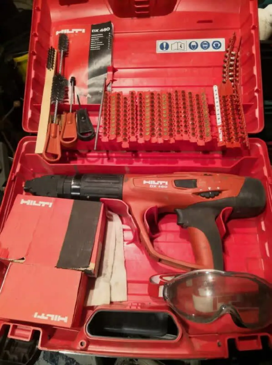 Hilti DX 460 Nail Gun Powder Actuated Tools DIY - Image 1