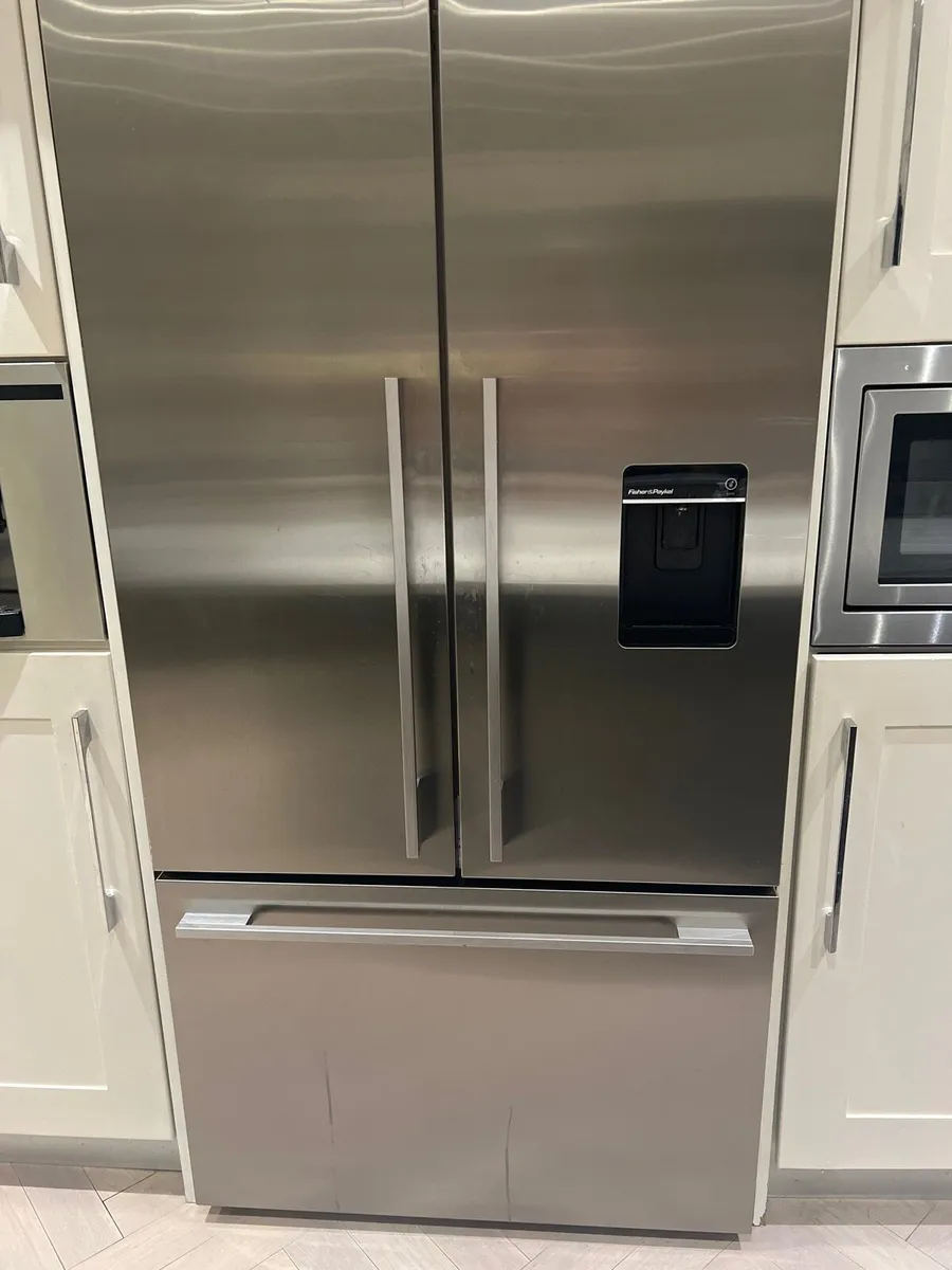 Kitchen with high end appliances for sale. - Image 4