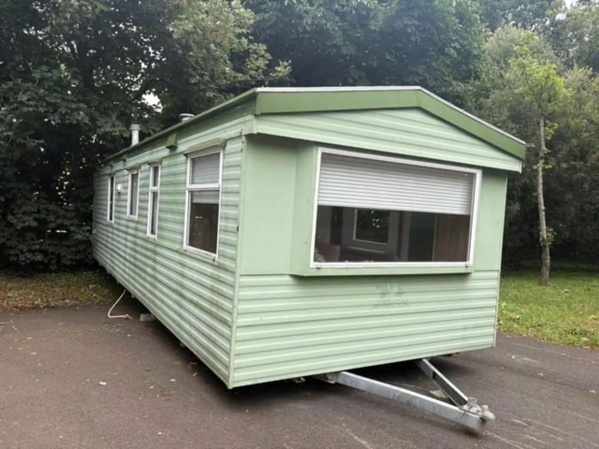 Atlas Mirage 28x10 2 Bedrooms - Image 1
