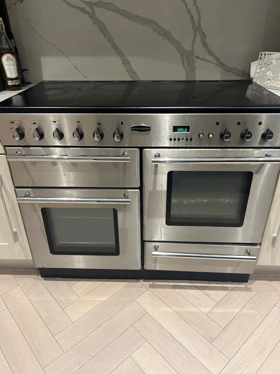 Quick sale. Electric Rangemaster. - Image 1