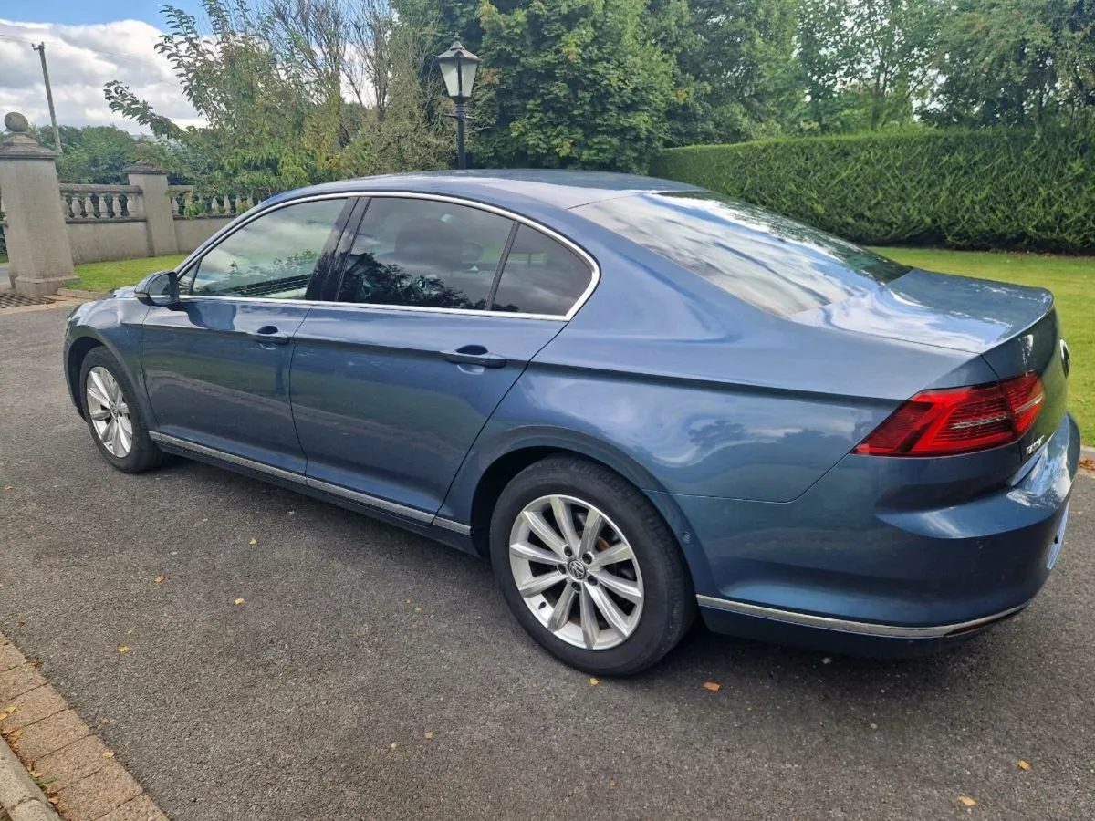 161 Volkswagen Passat 1.6TDI Highline - Image 3