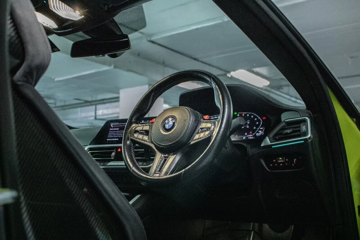 BMW M4 2021 - Image 2