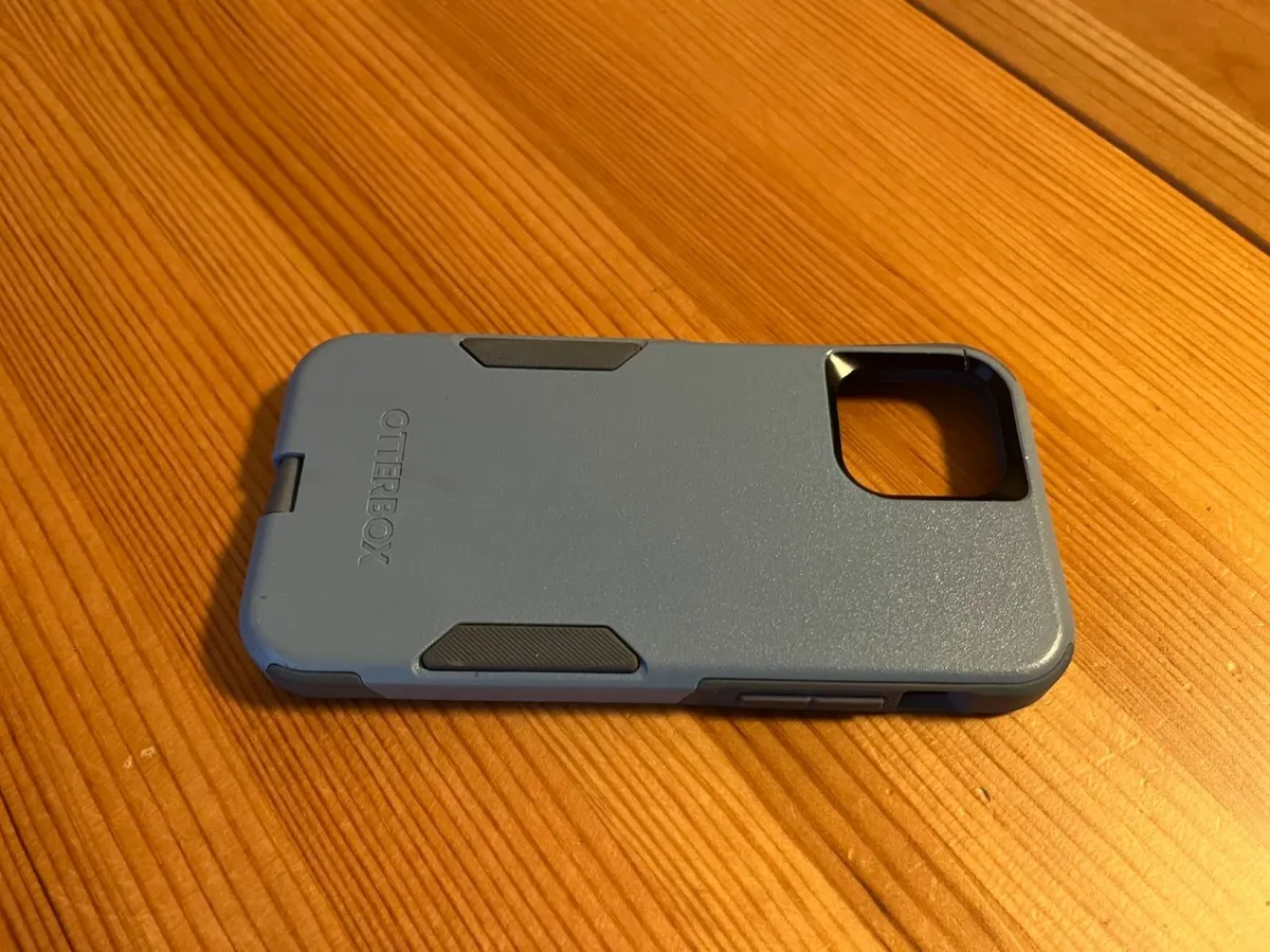 iPhone 12 - 64gb Blue - works perfectly, cracked b - Image 4