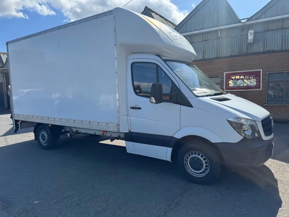 2018 Mercedes sprinter Luton - Image 1