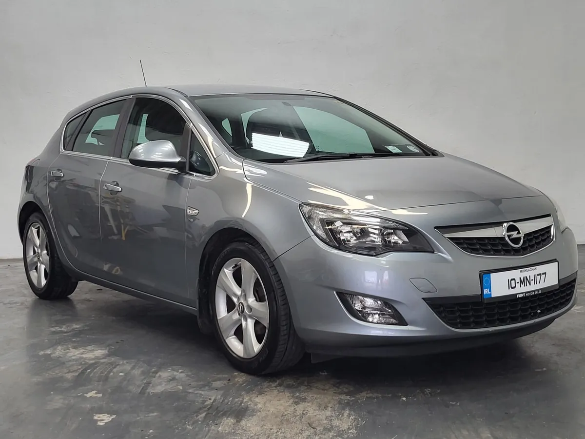 10 OPEL ASTRA  1.4  PETROL HATCHBACK - Image 3