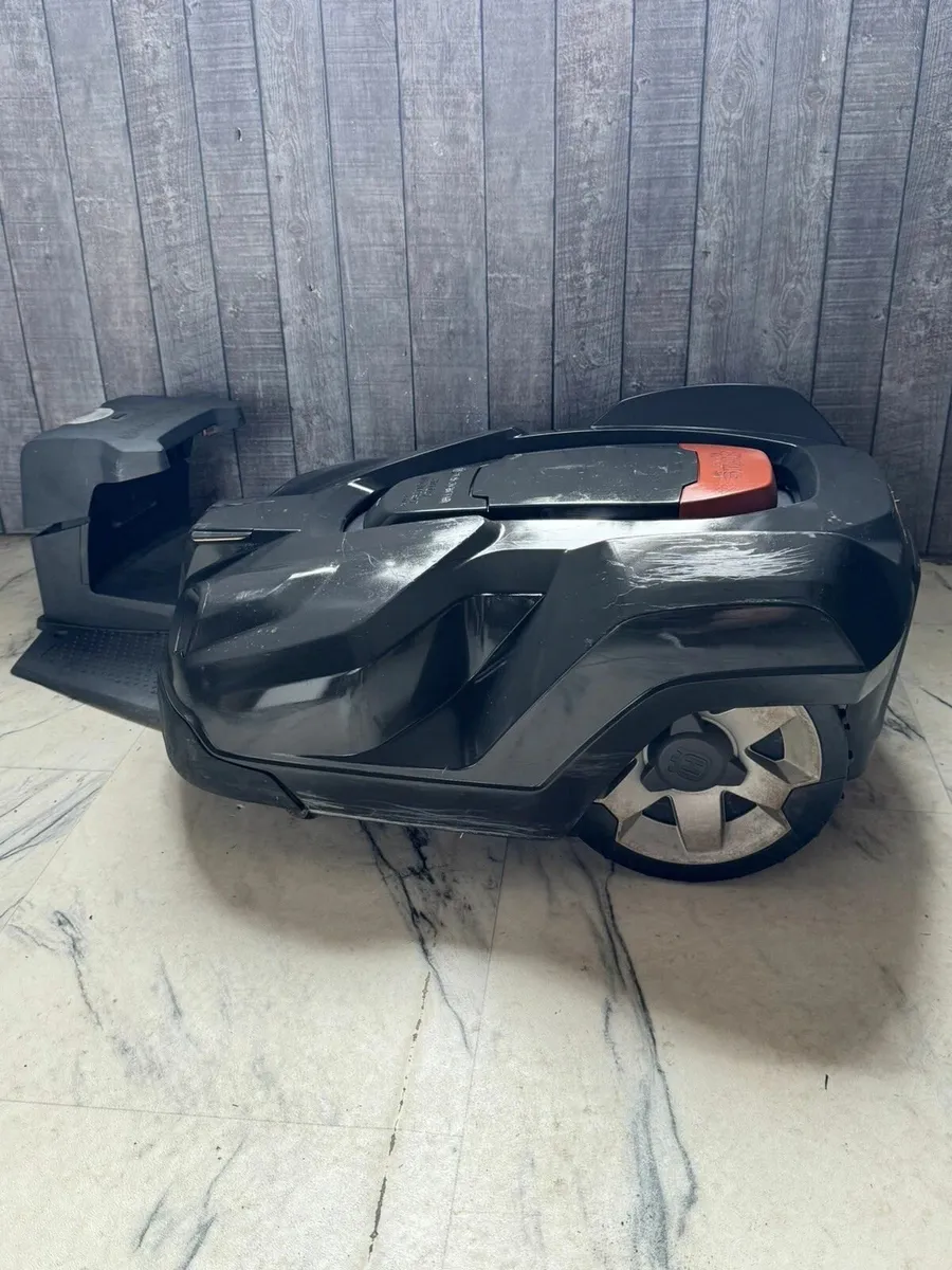 Husqvarna Automower 330X GPS - Image 2
