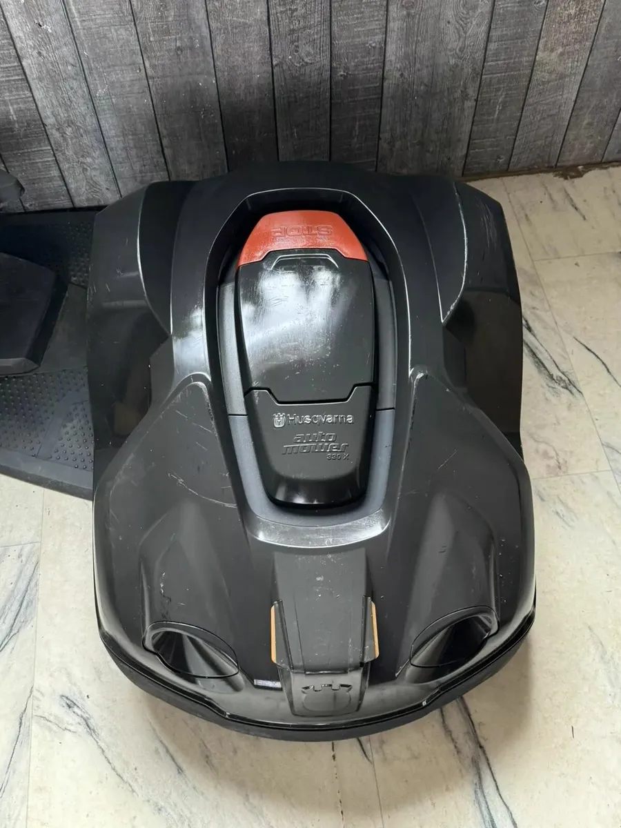 Husqvarna Automower 330X GPS - Image 3