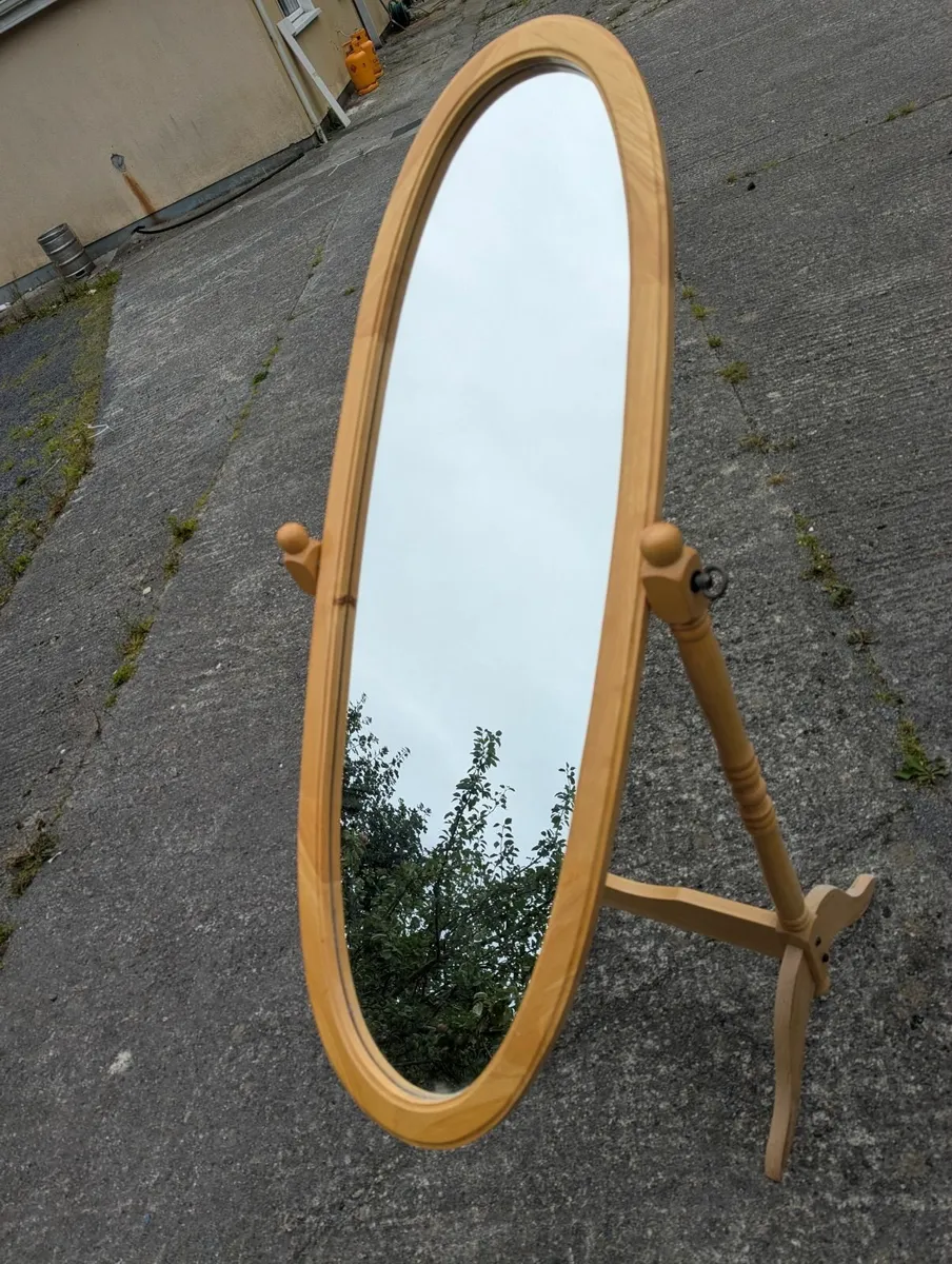 Pine mirror