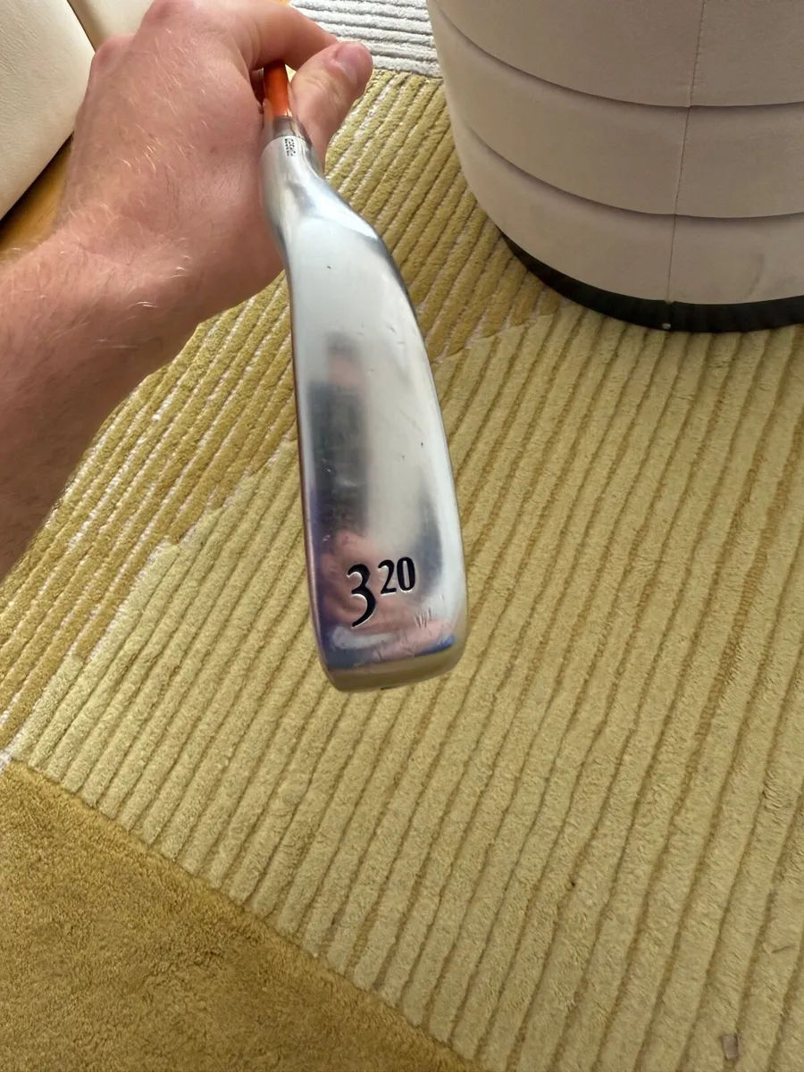 Srixon 3 iron - Image 2