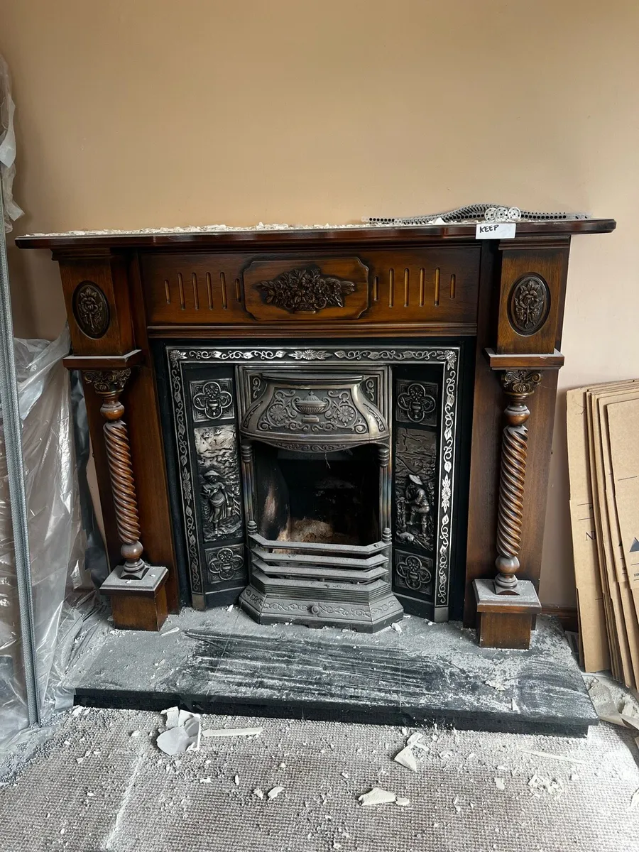 Fire place - Image 1