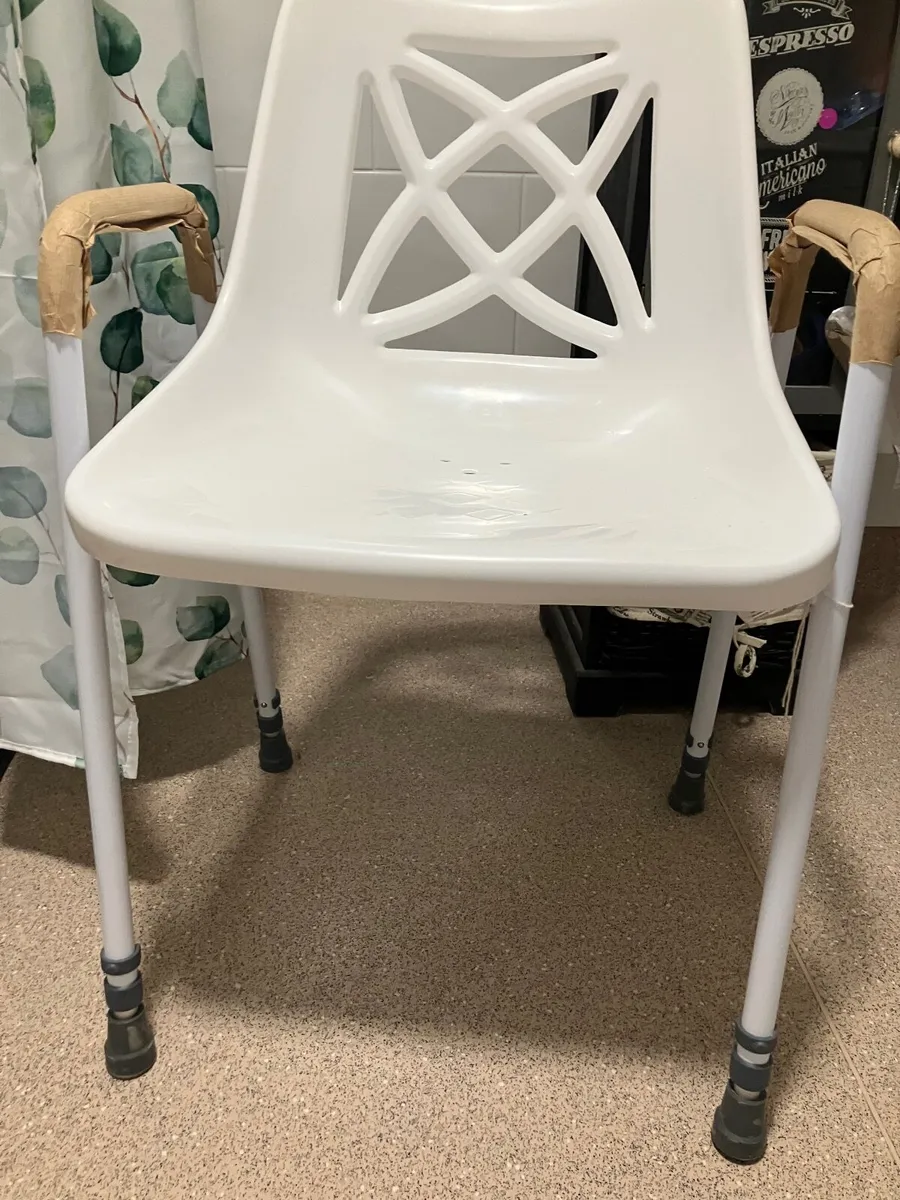 Shower chair for wet room