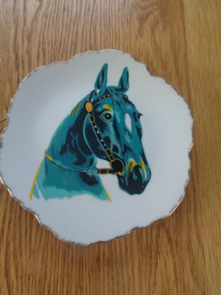 Decorative Ceramic Wall Plate for Sale - Image 1