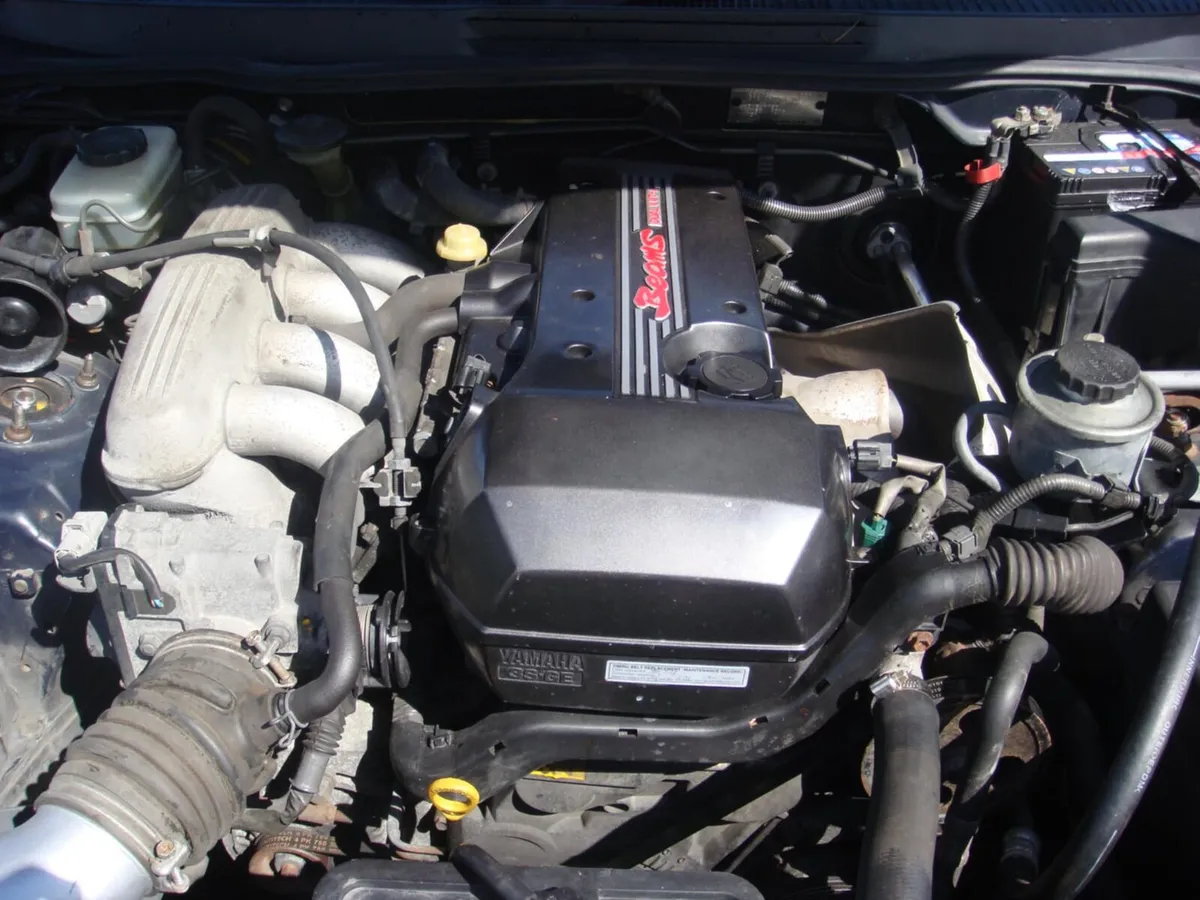 Toyota altezza - Image 4