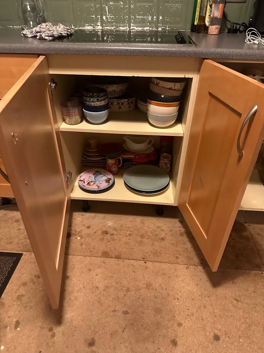 Kitchen units - Image 4