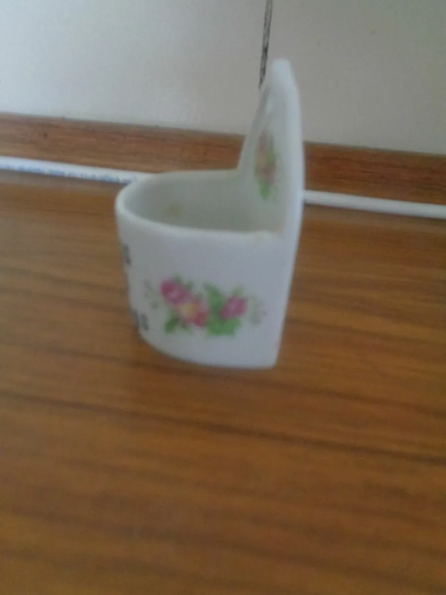 Ceramic Jewellery Holder for sale - Image 2