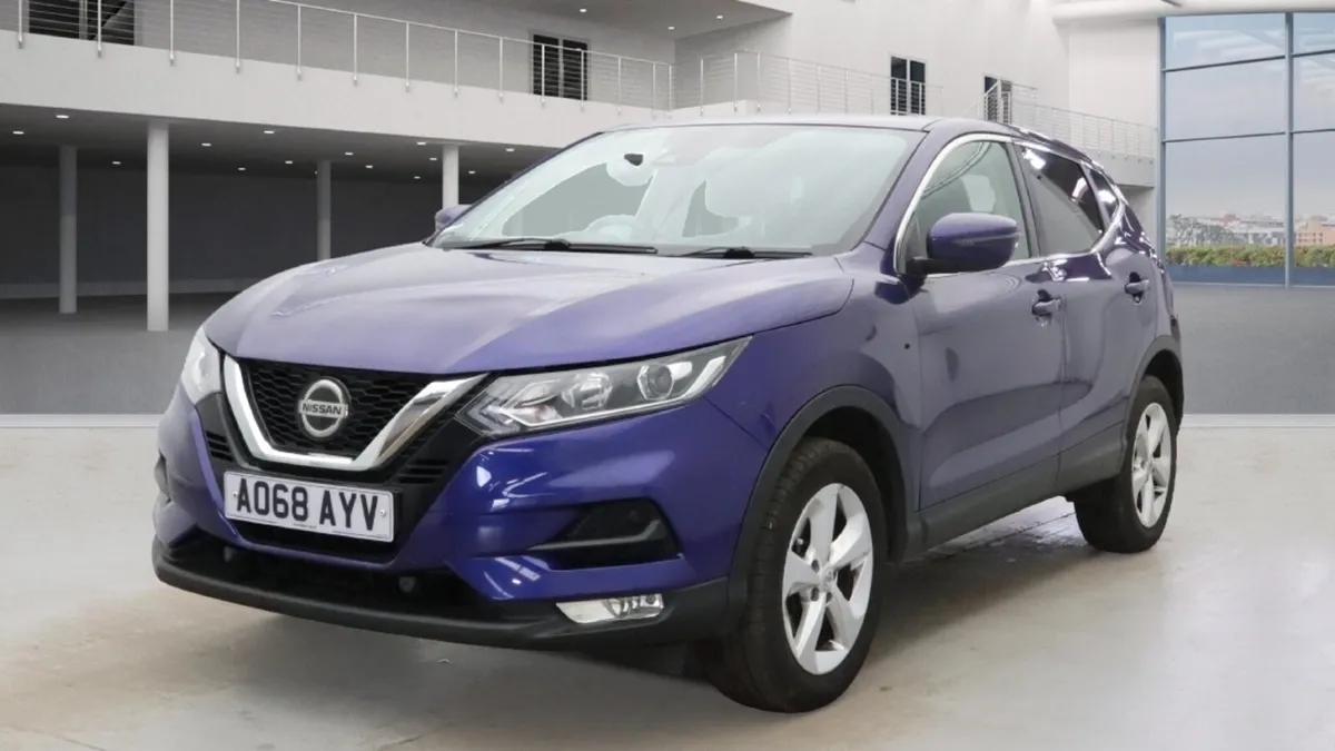 Nissan Qashqai Acenta Premium - Image 2