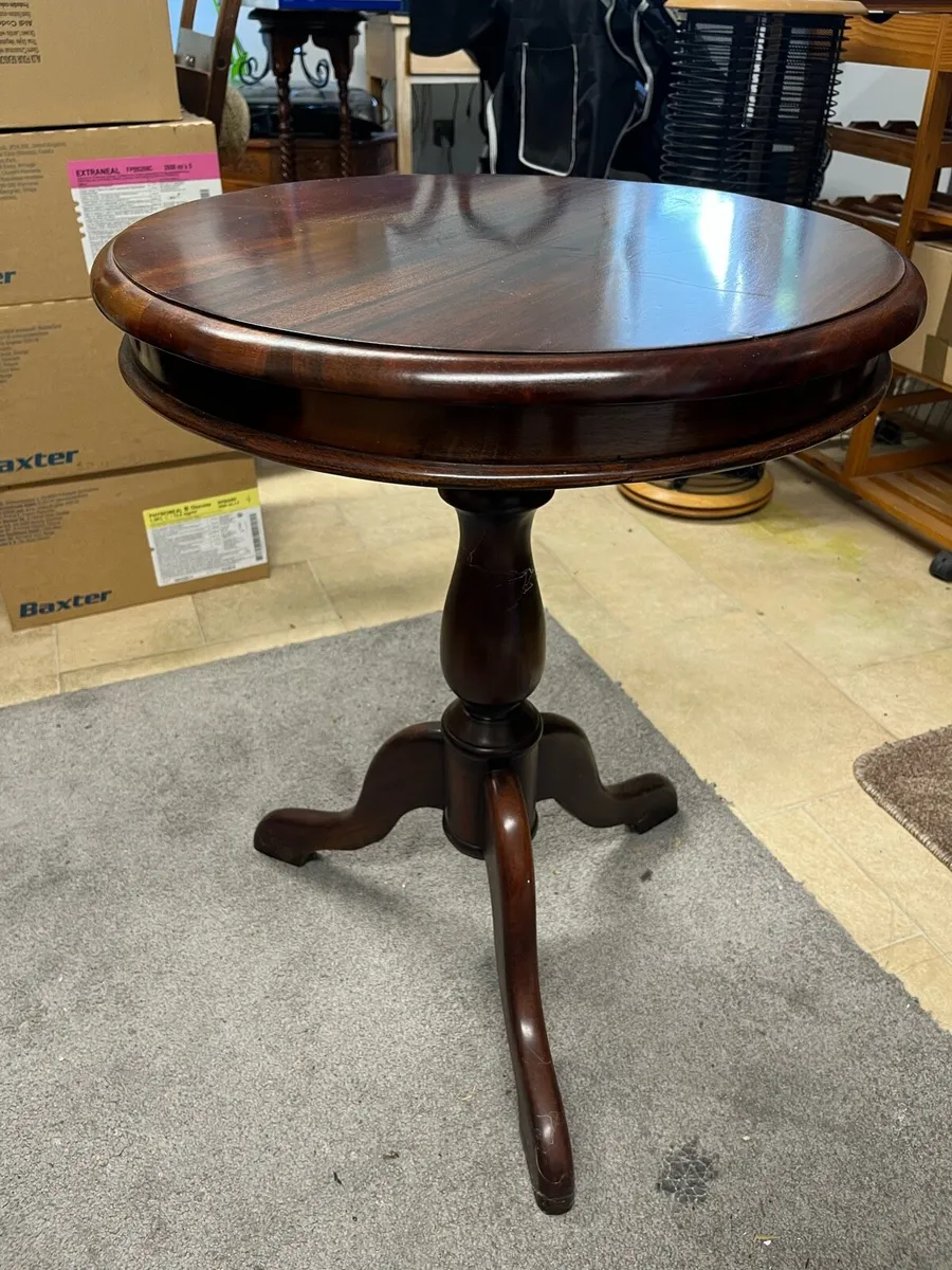 Side table - Image 1