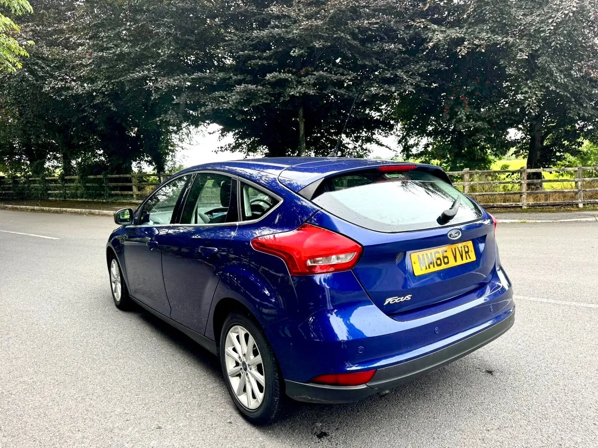 Ford Focus 2017 Titanium - Image 3