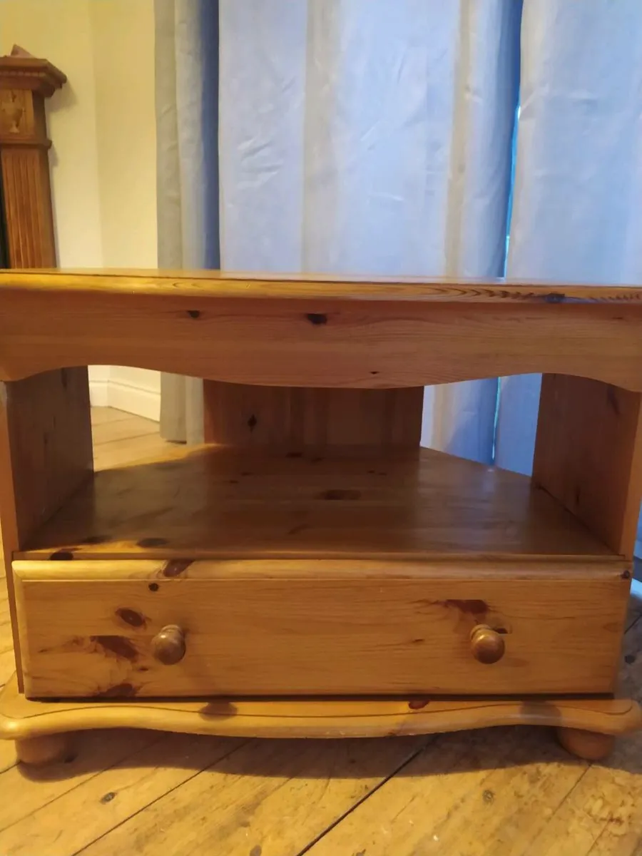 Tv stand - Image 3