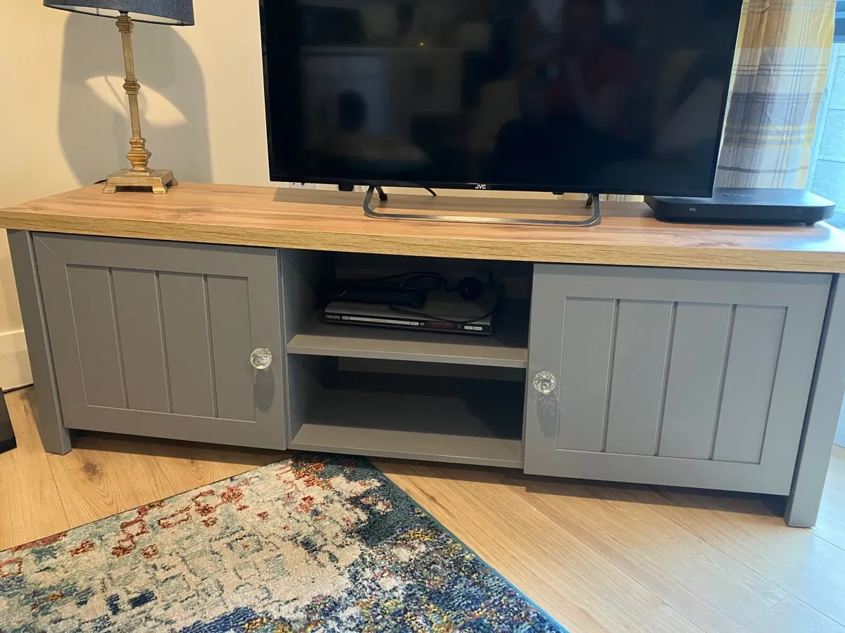 Tv unit - Image 2