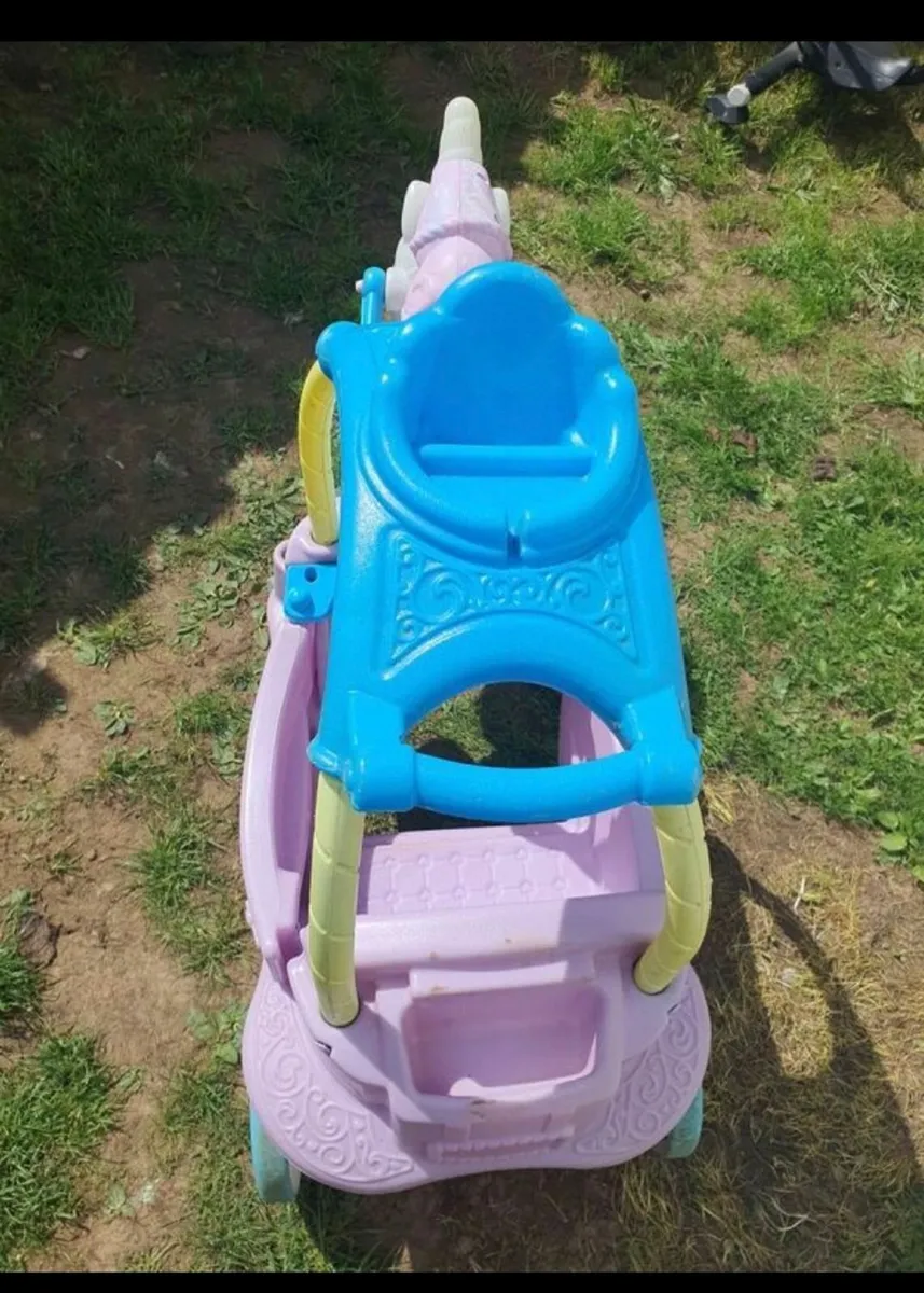 Unicorn Carriage - Image 2