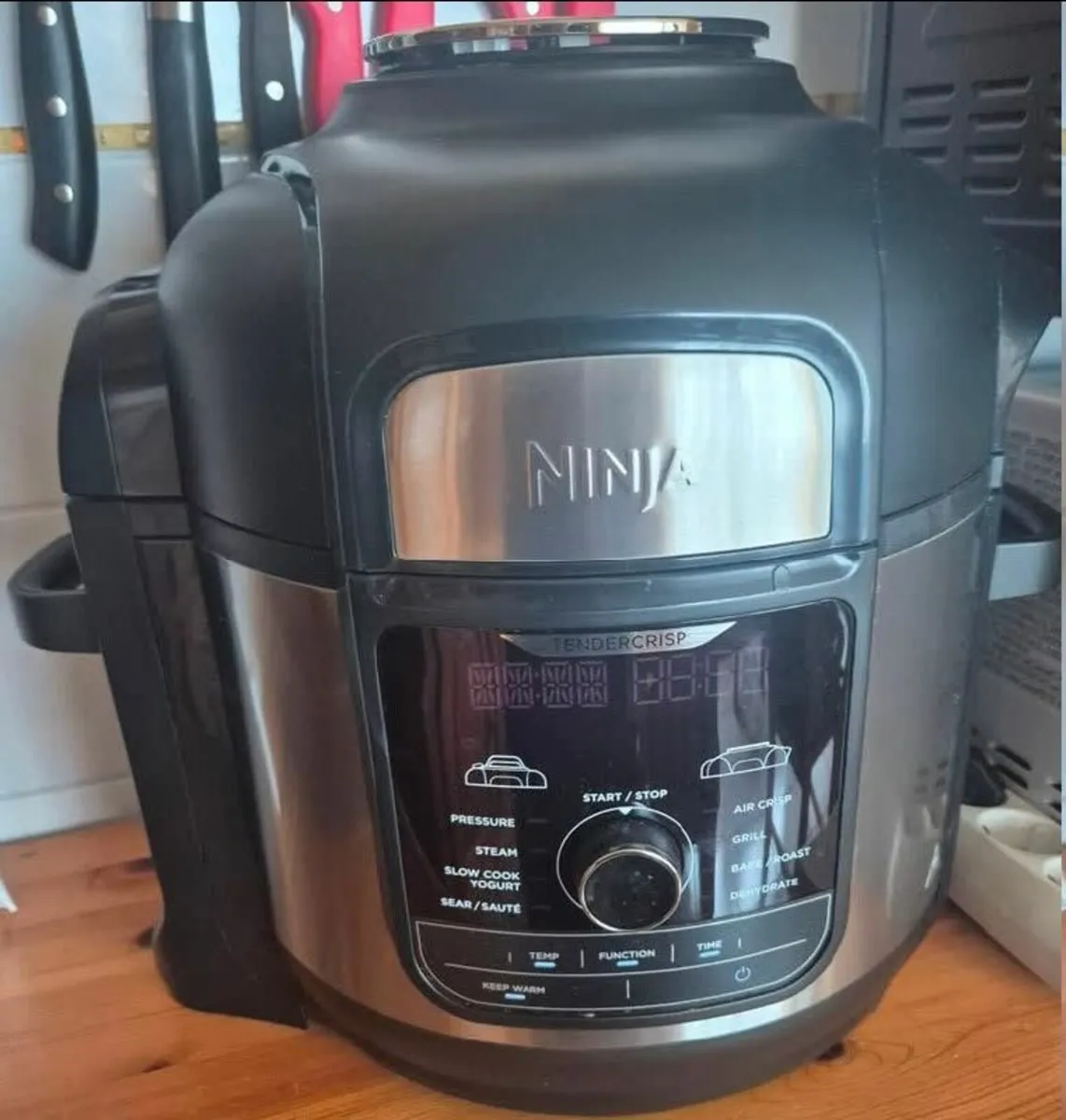 Ninja OP500EU Multi Cooker - Image 1
