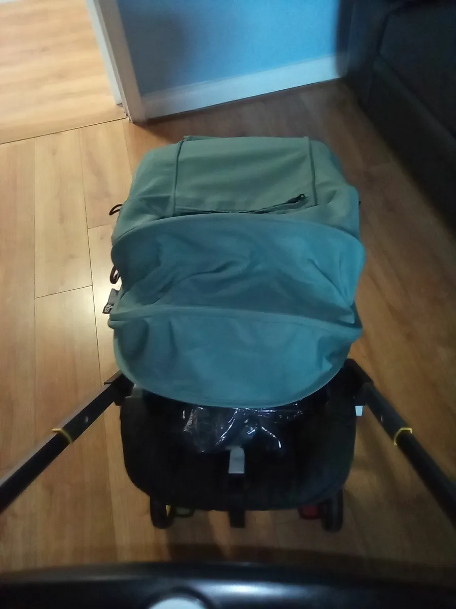 pram - Image 2