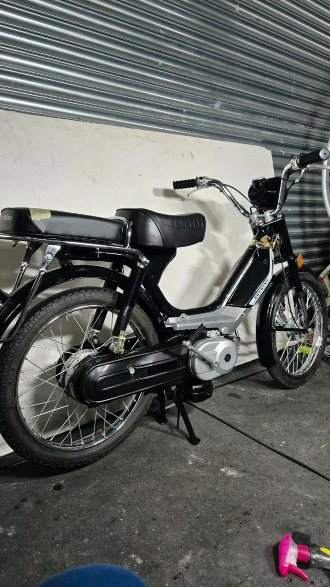 RARE SKYWING 49CC MOPEDS NEXT TO NEW CONDITION - Image 1
