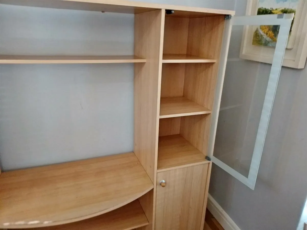 TV unit - Image 1