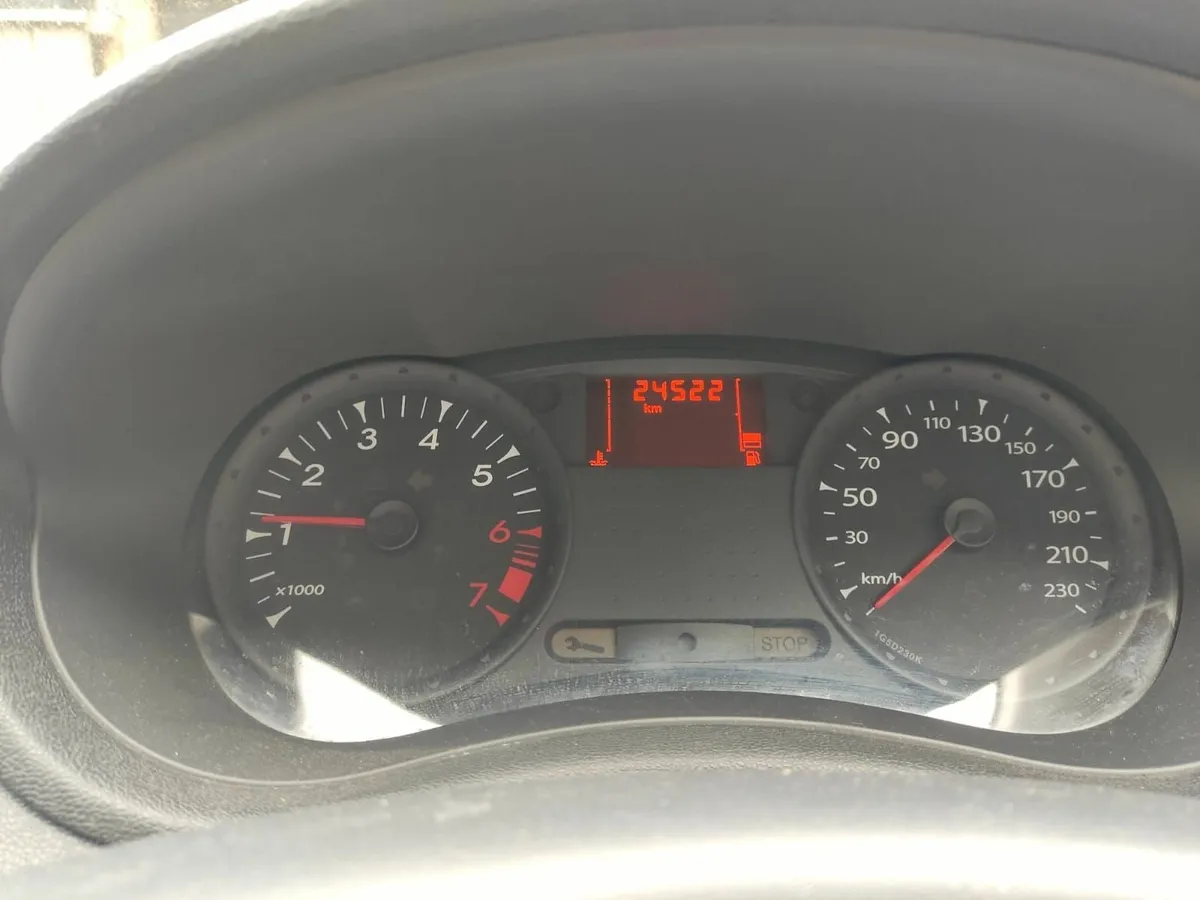 Renault Clio 2012 - Image 3