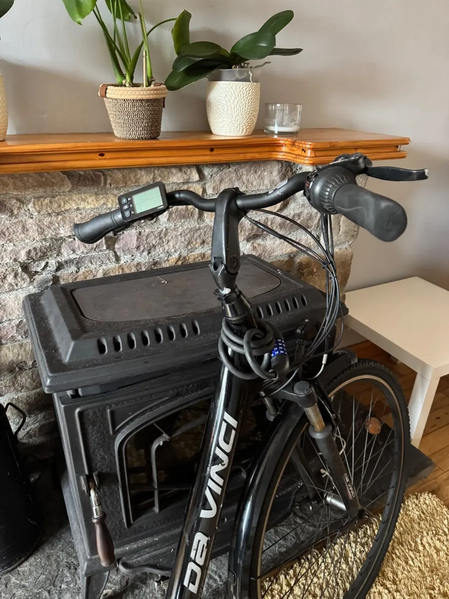 Electric bike - Image 2