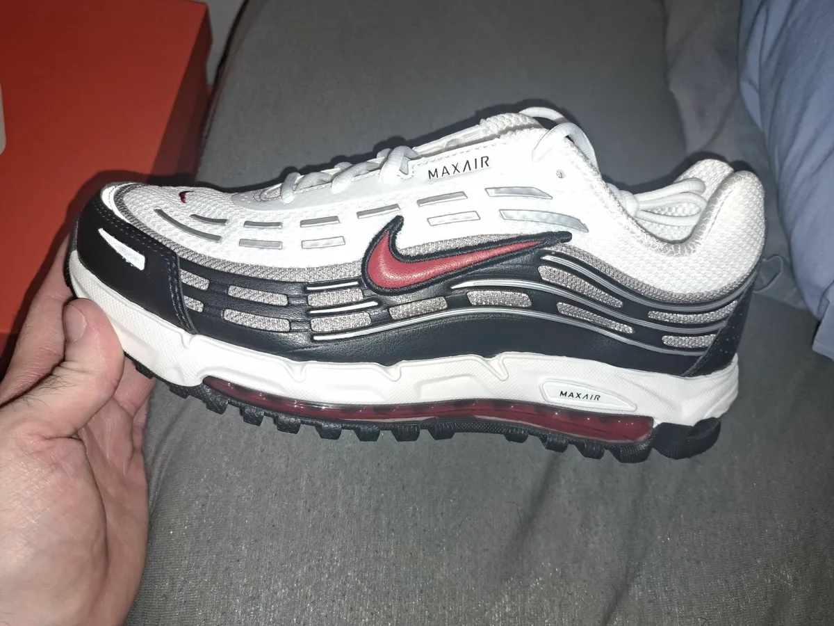 Shoes - Image 3