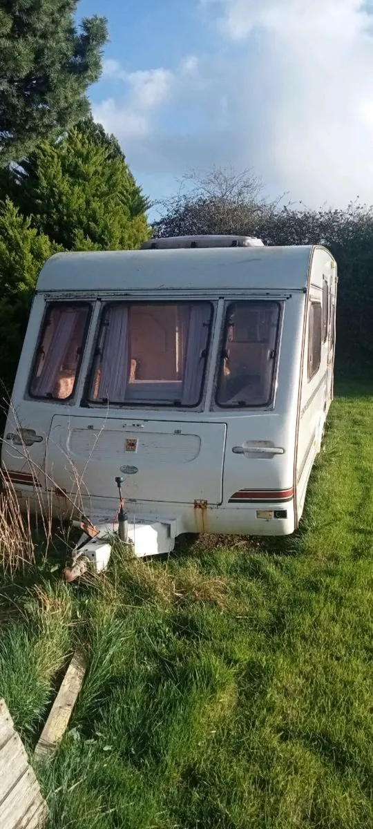 Caravan - Image 2