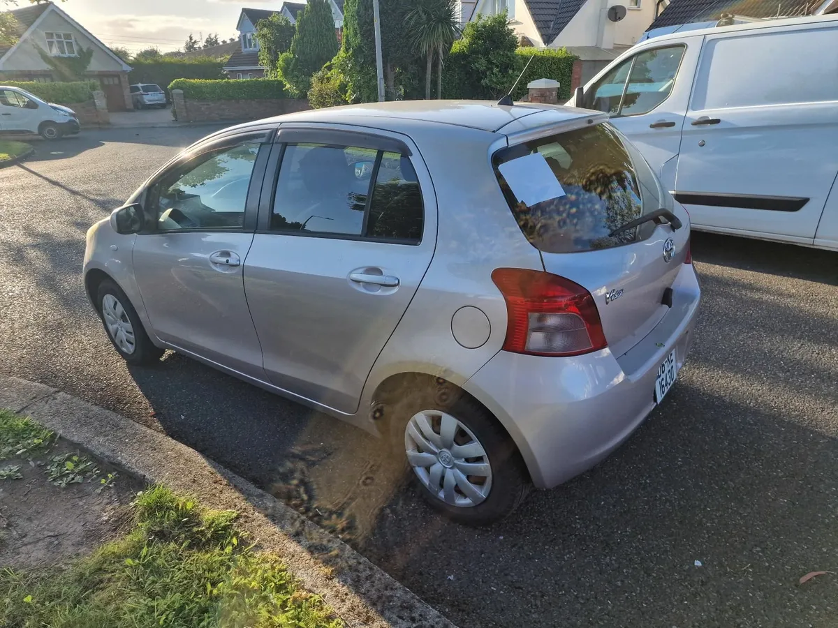 Toyota Yaris Vitz 2006 1 litre Automatic - Image 3