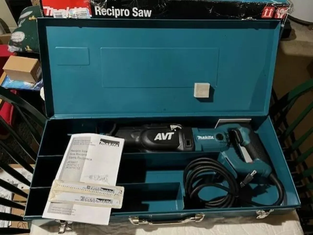 Makita JR3070CTZ 120V Reciprocating Saw - Image 3