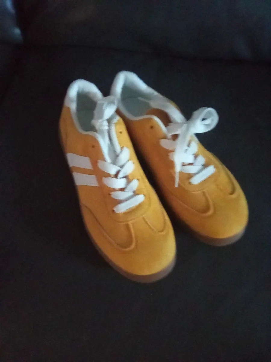 shoes - Image 1