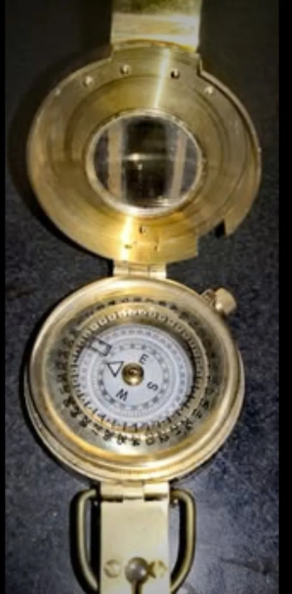WWll brass compass MK111 - Image 1