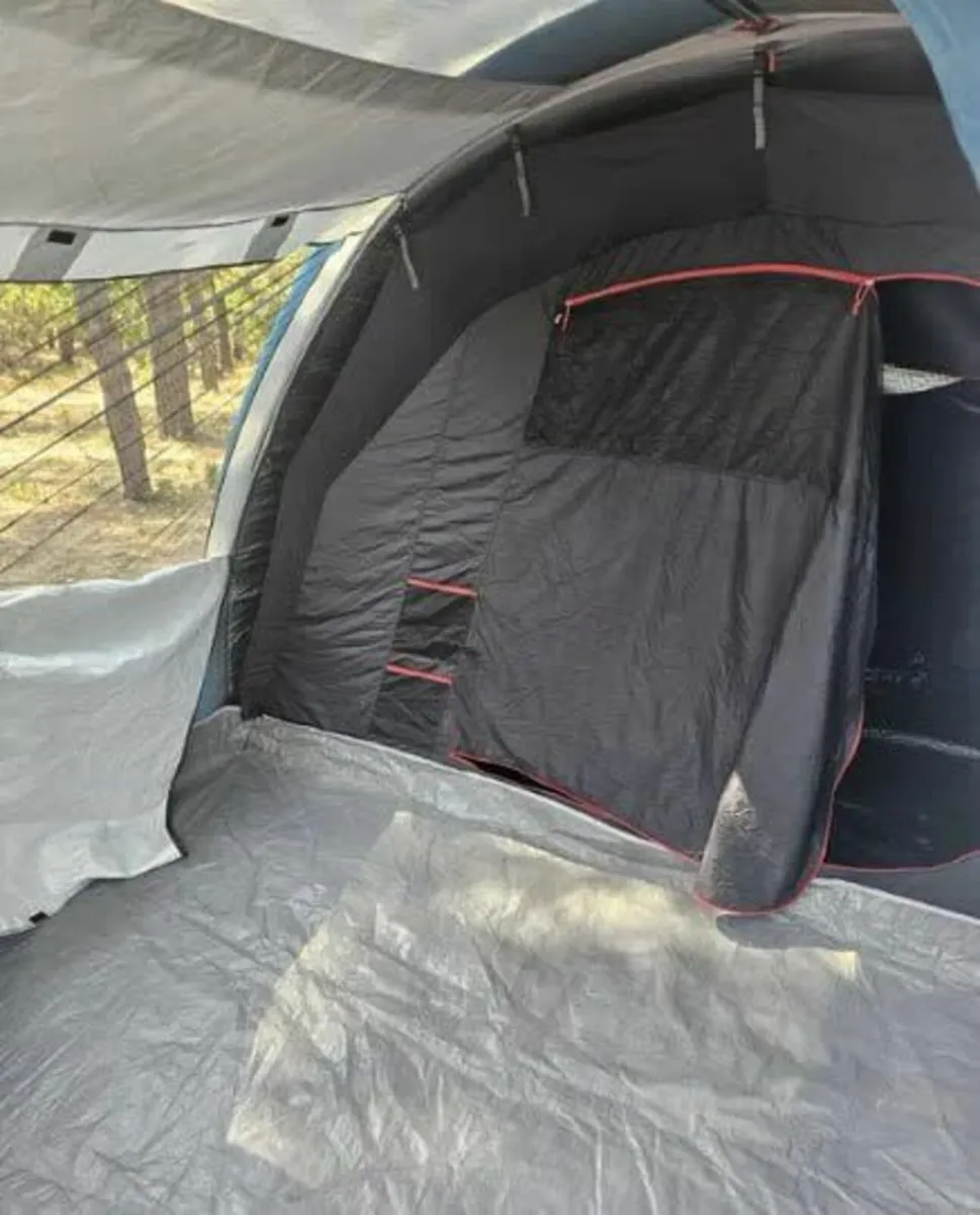 Quechua Air Seconds 4.1 F&B inflatable tent. - Image 3