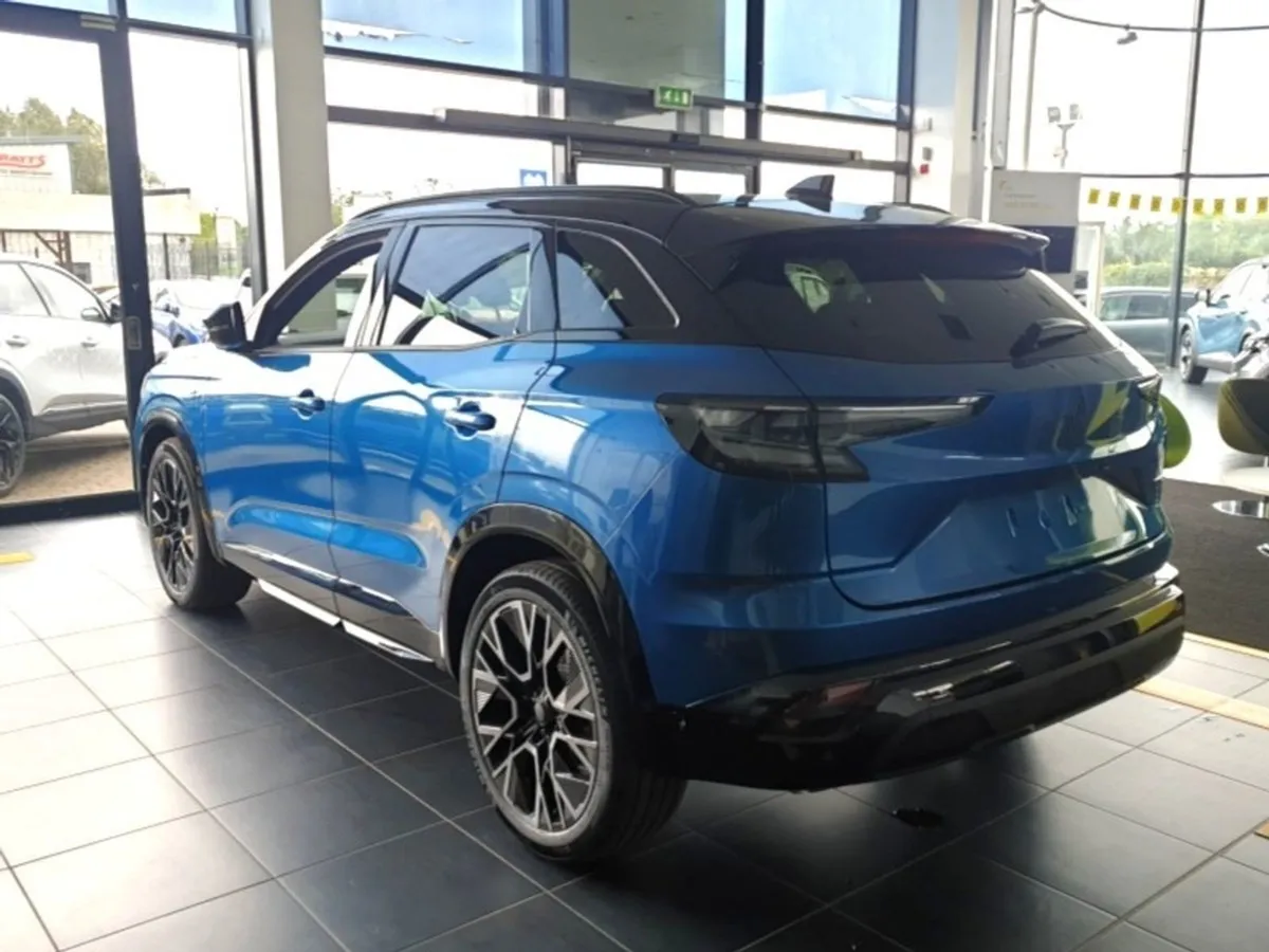 Renault Austral Techno H/brid Esprit Alpine - Image 2