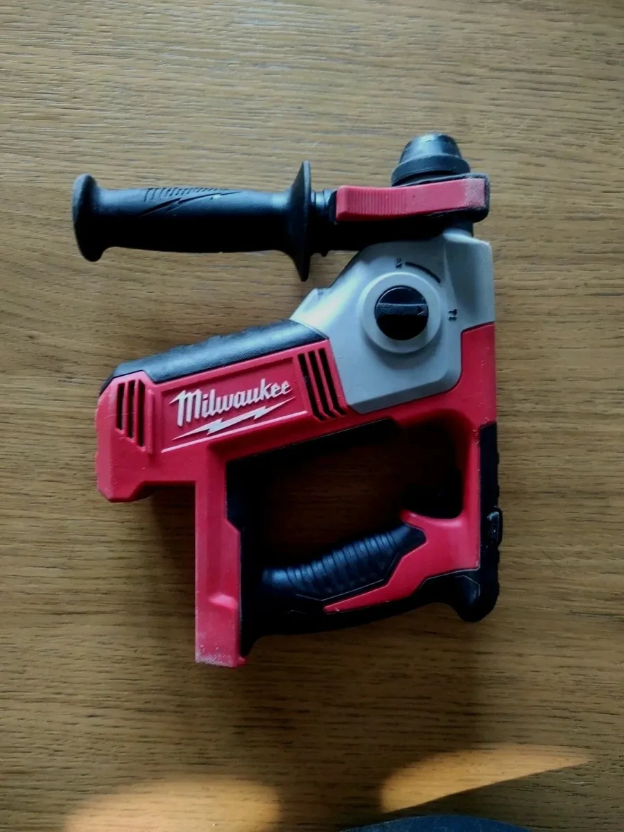 Milwaukee M18 BH-0 DRILL Dowel - Image 2