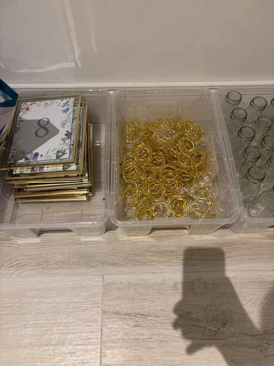 Wedding items - Image 1