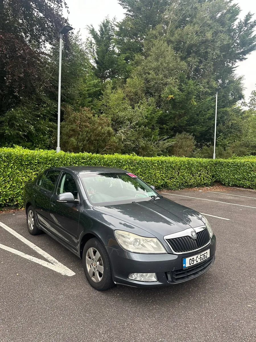 Skoda Octavia 2009 - Image 1