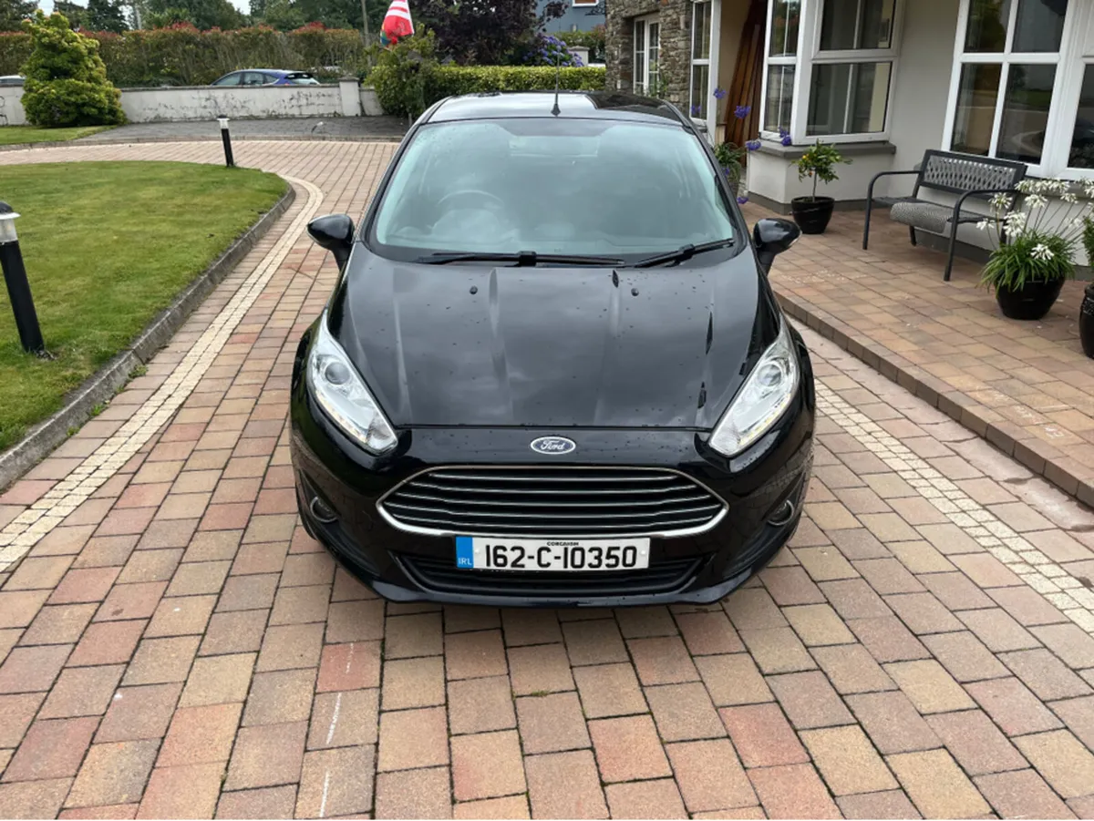 Ford Fiesta 1.25 ZETEC 82PS 5DR ARGENTO - Image 2