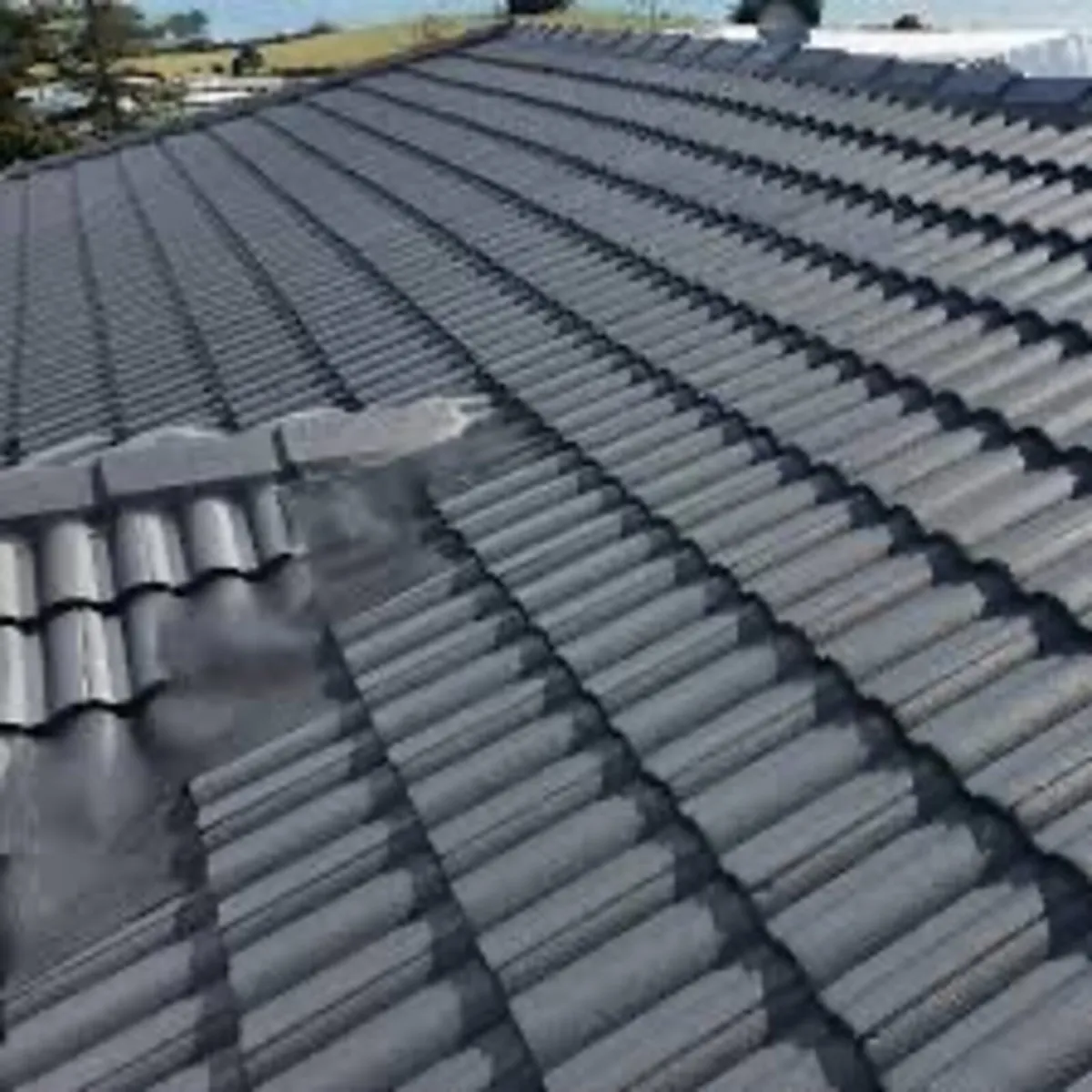 Roof/driveway paint - Image 2
