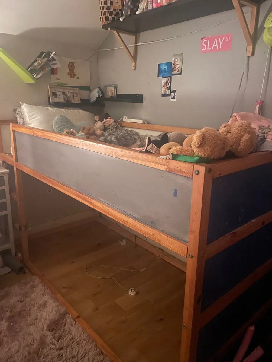 Beds - Image 2