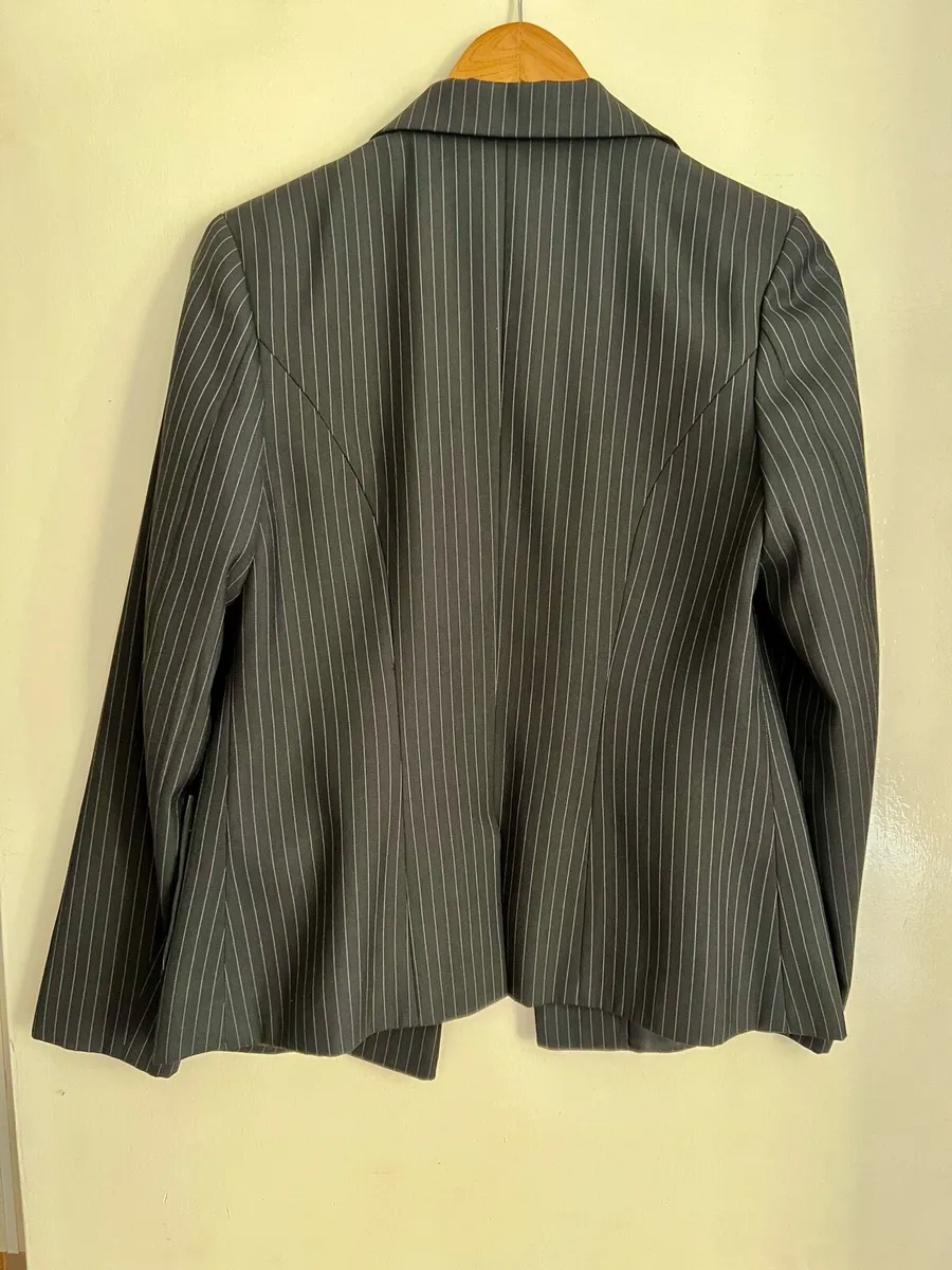 Jacket - Image 4