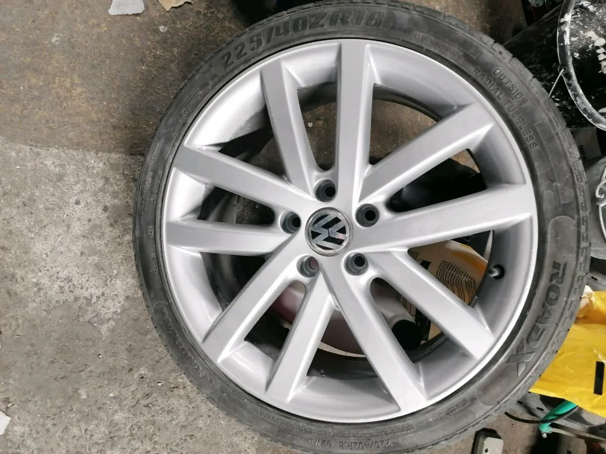 18" VW Vancouvers - Image 1