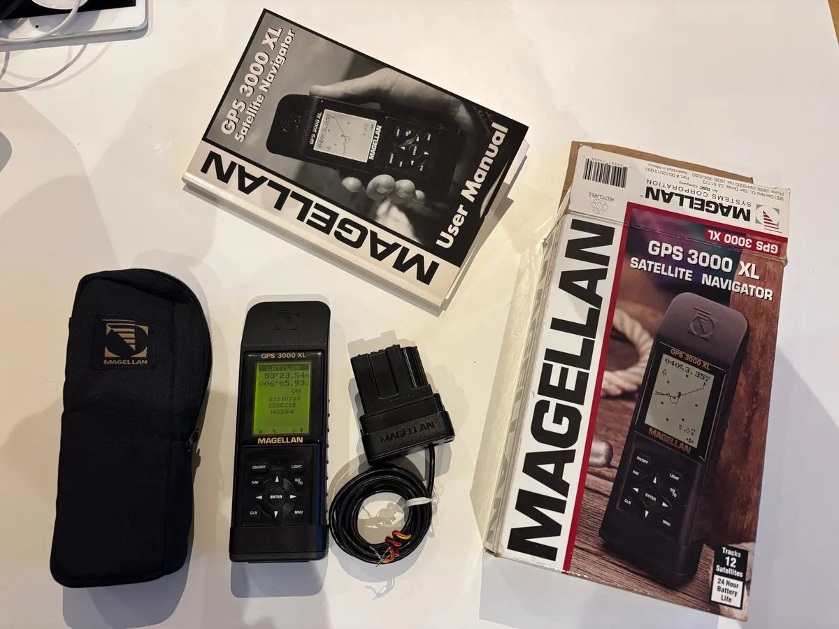 Magellan 3000 XL Satellite Navigator GPS - Image 1